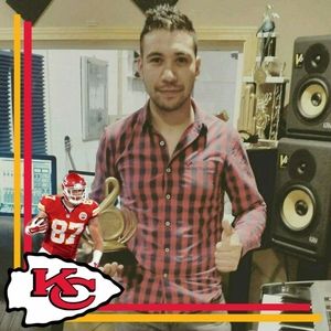 Meet your Posher, Luis